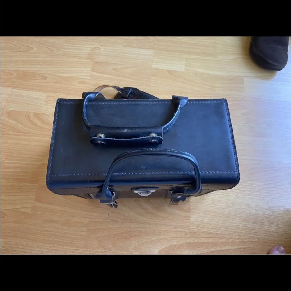 Vintage 1970s super 8 camera bag
